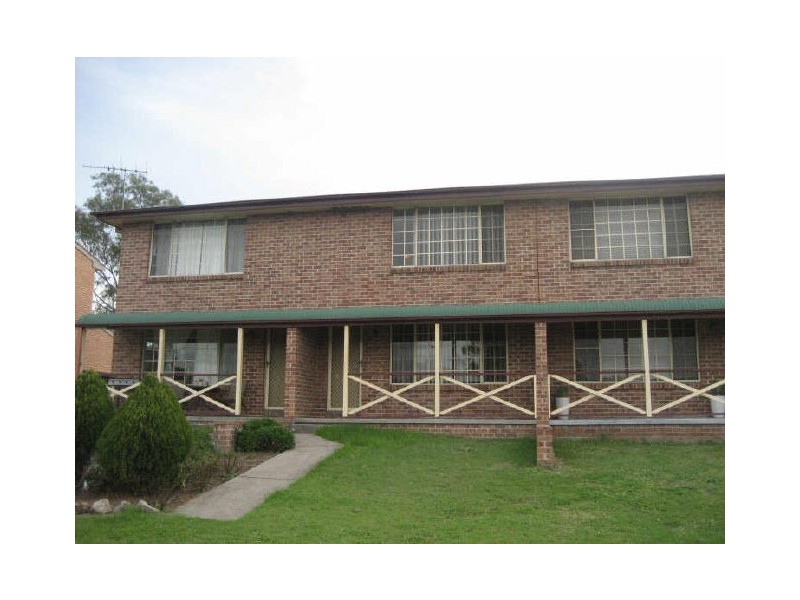 5/2 Simpson Terrace, Singleton NSW 2330