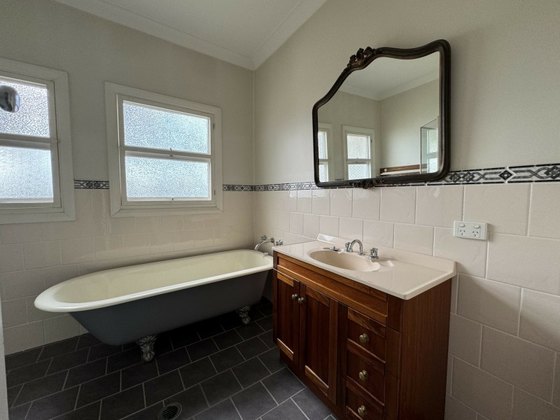 49 Hunter Street, Greta NSW 2334