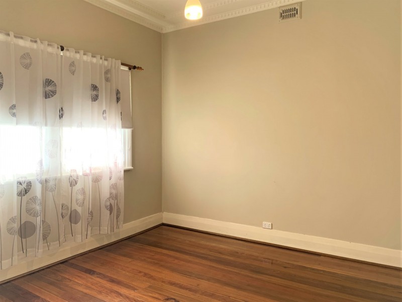 15 North Street, Greta NSW 2334