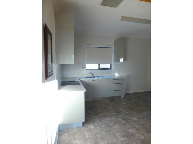 16 Little Park Street, Greta NSW 2334