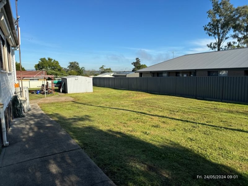 16 Little Park Street, Greta NSW 2334