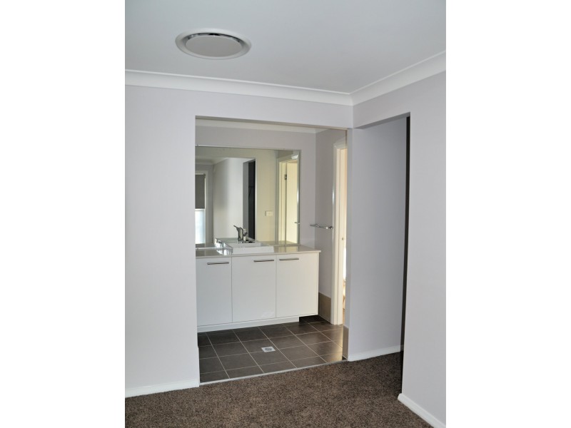 1748 Wine Country Drive, North Rothbury NSW 2335