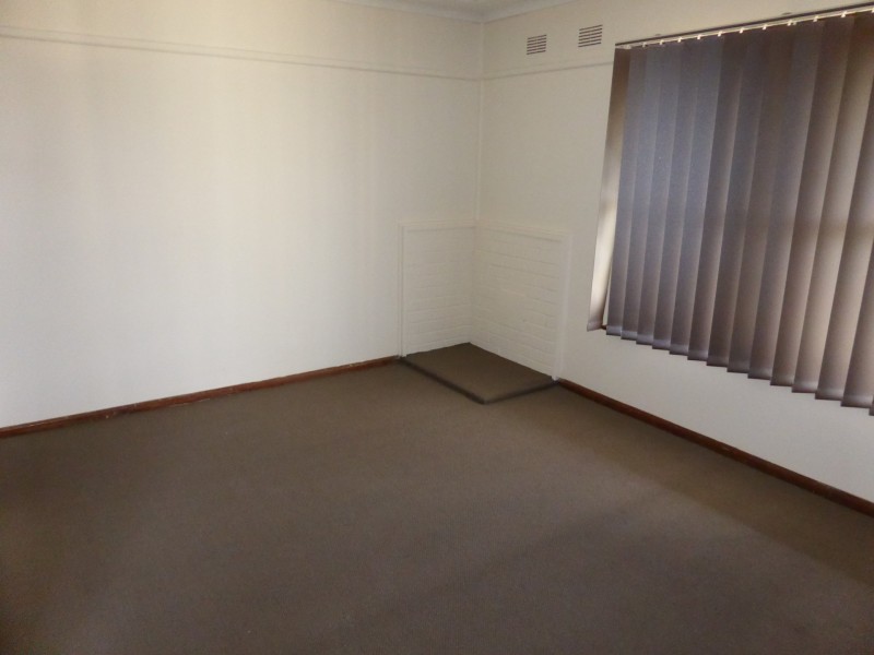 2/3 Buchan Avenue, Singleton NSW 2330