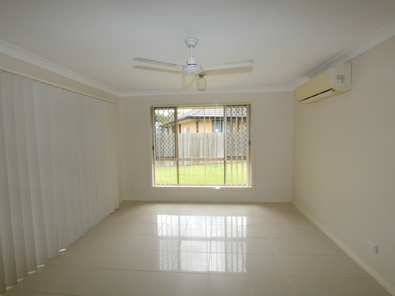 10 Allsop Place, Singleton NSW 2330