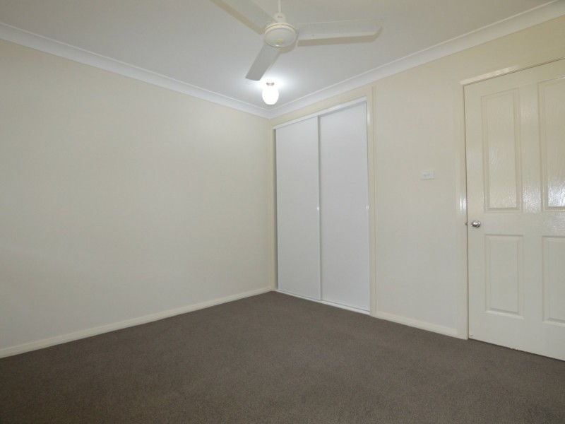 10 Allsop Place, Singleton NSW 2330