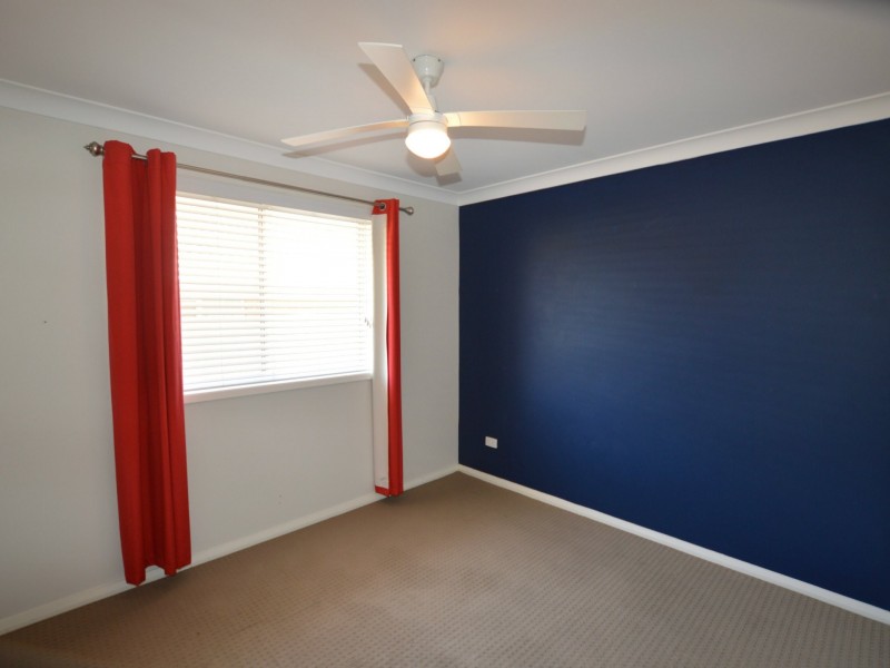 2/10 West Street, Greta NSW 2334