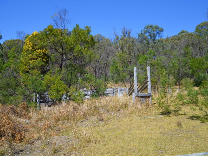 5727 Putty Road, Howes Valley NSW 2330