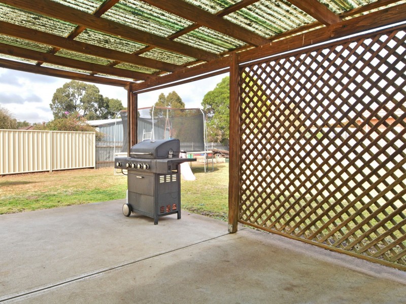 3 Jason Close, Hunterview NSW 2330