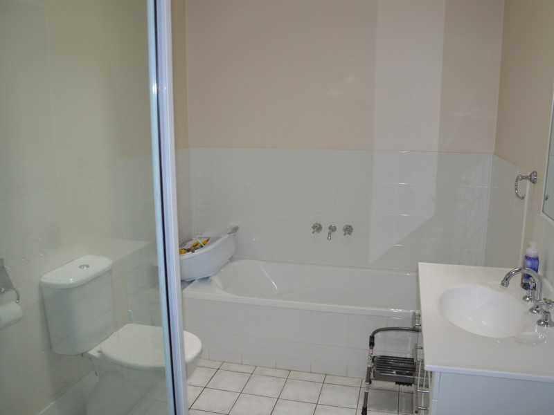 2/9 Brisbane Street, Singleton NSW 2330