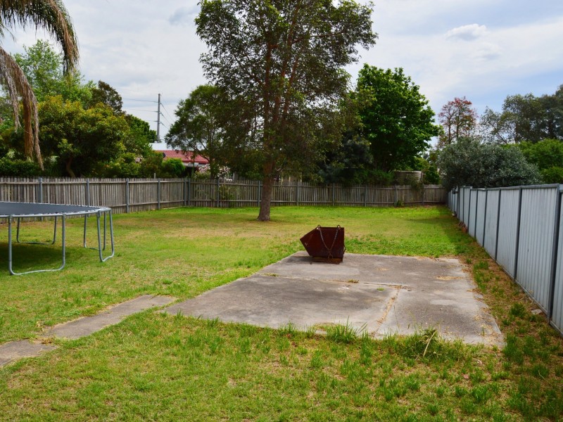 8 Dalton Avenue, Singleton NSW 2330