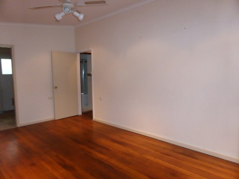 8 Dalton Avenue, Singleton NSW 2330