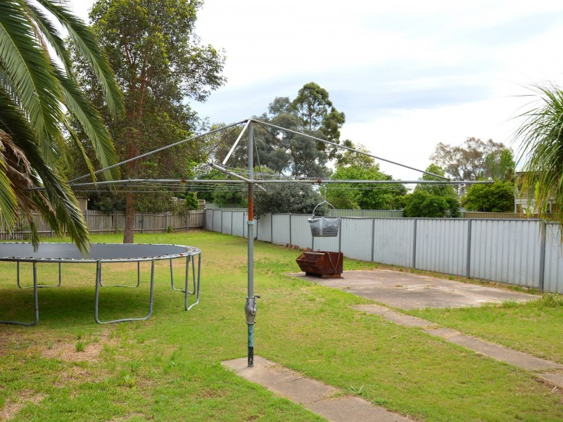 8 Dalton Avenue, Singleton NSW 2330