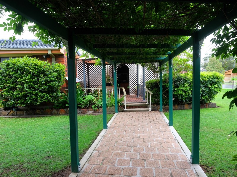 11 Marshall Avenue, Singleton NSW 2330