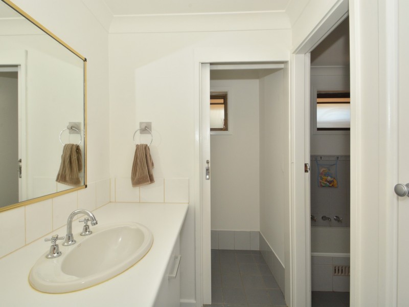 21 Rothbury Street, North Rothbury NSW 2335