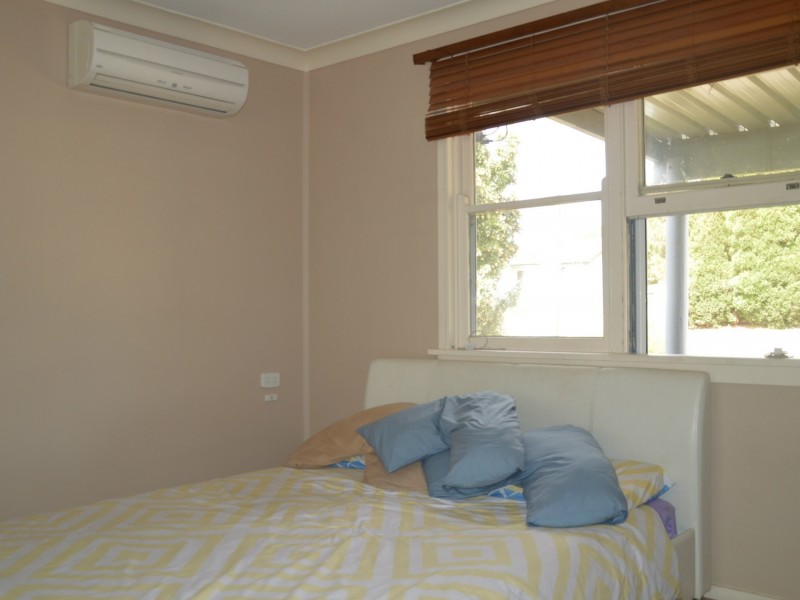 5 Blaxland Avenue, Singleton NSW 2330