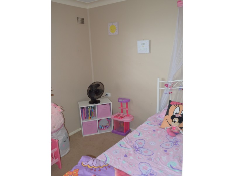 5 Blaxland Avenue, Singleton NSW 2330