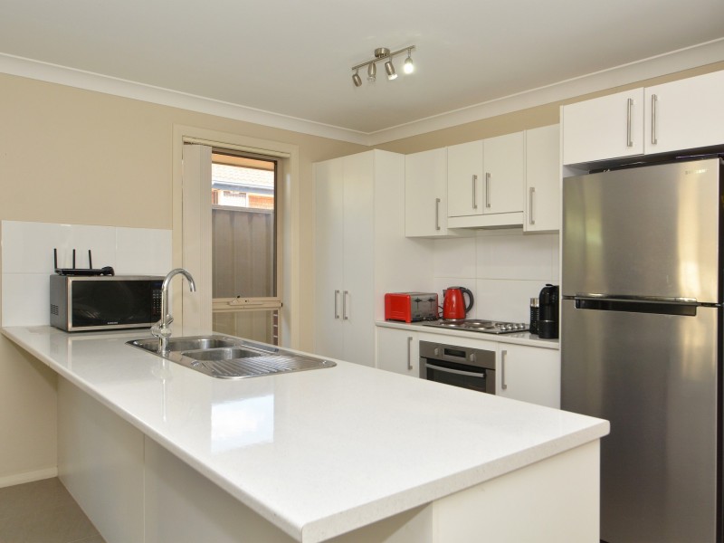 1/70 Yates Street, East Branxton NSW 2335