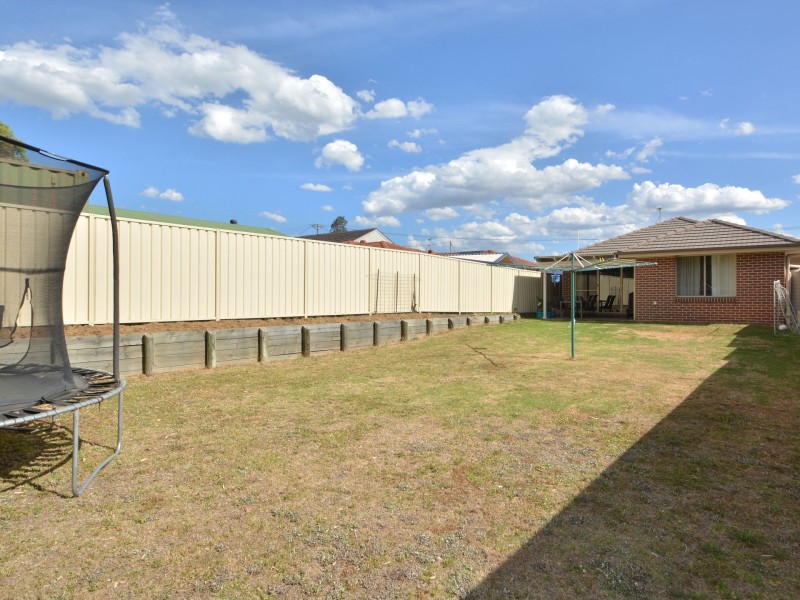 1/70 Yates Street, East Branxton NSW 2335