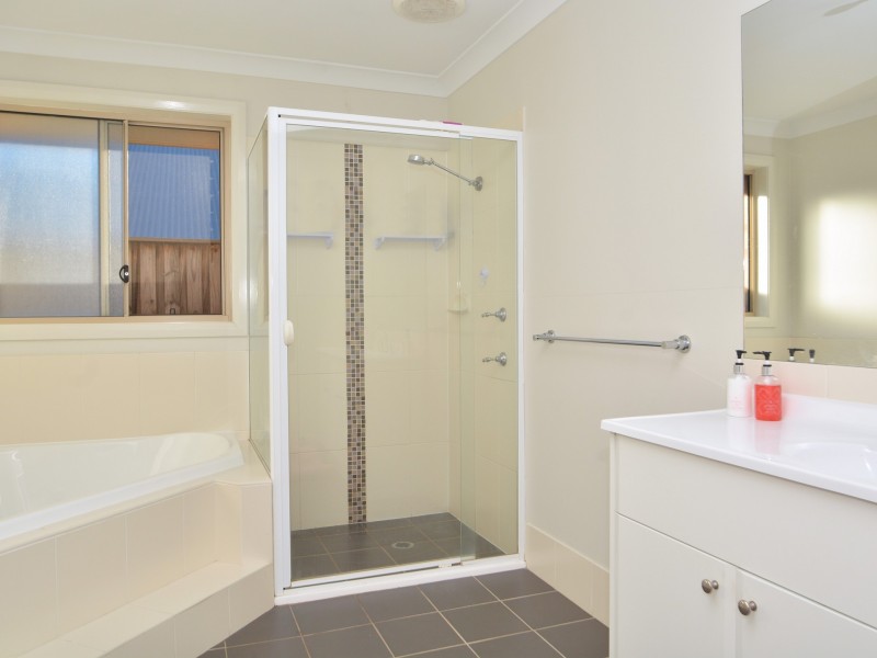 90 Dalwood Road, East Branxton NSW 2335