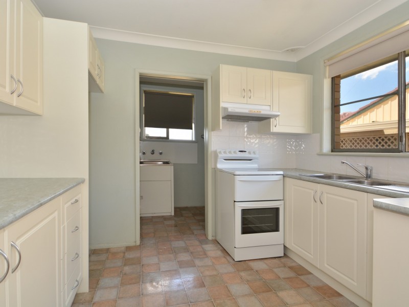 22 Lawson Avenue, Singleton NSW 2330
