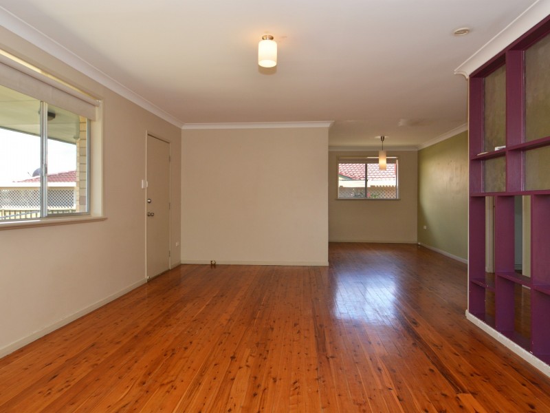 22 Lawson Avenue, Singleton NSW 2330