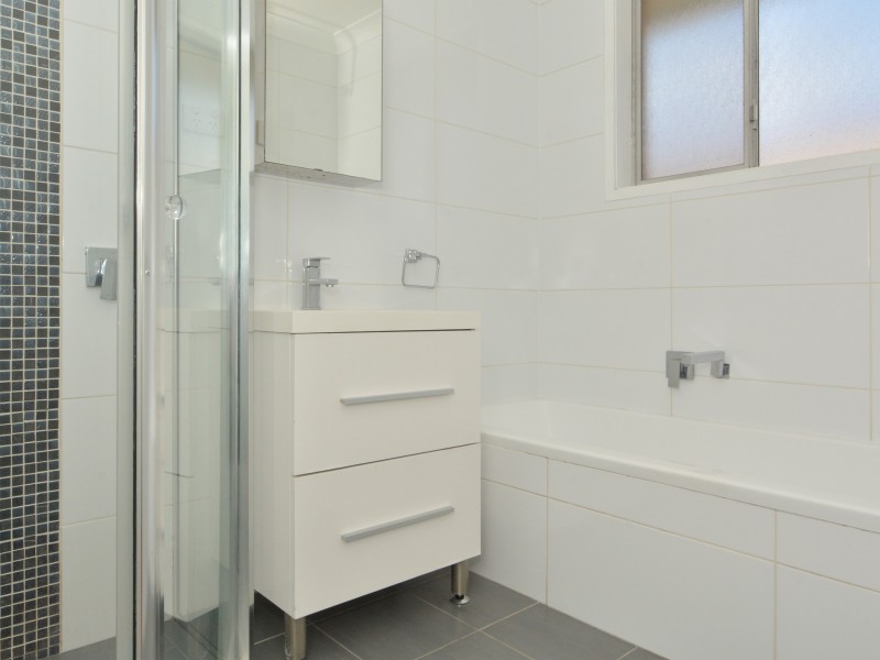 22 Lawson Avenue, Singleton NSW 2330