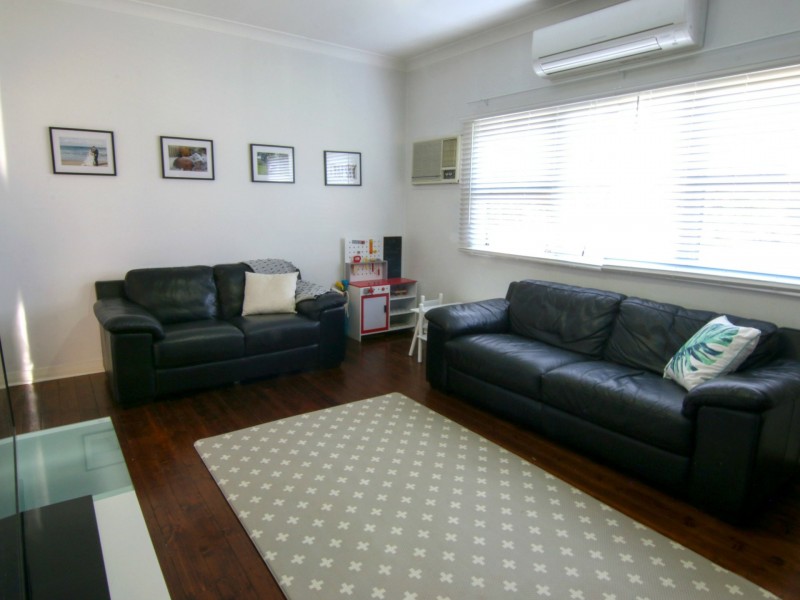 24 Collett Avenue, Singleton NSW 2330