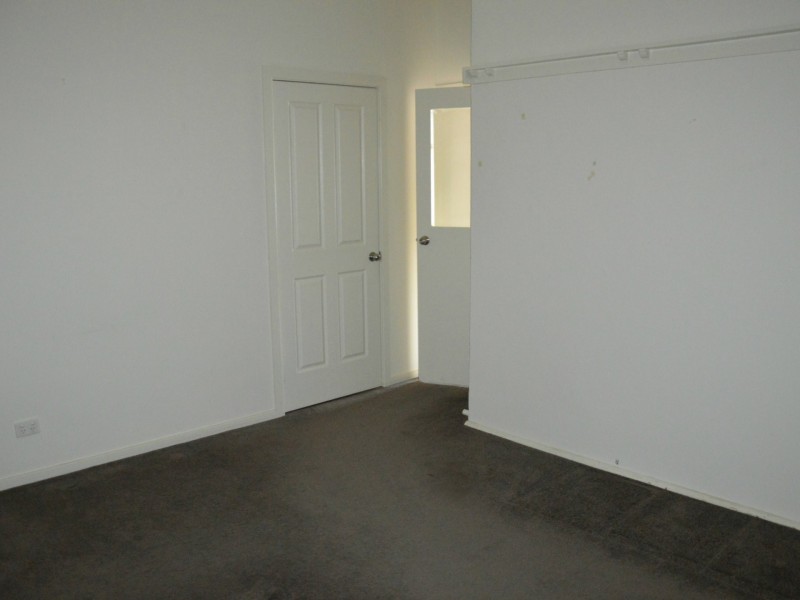 1/205 John Street, Singleton NSW 2330