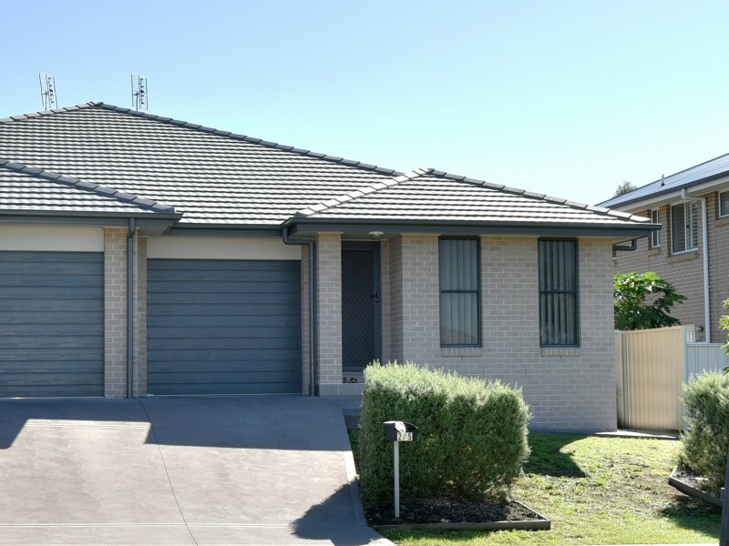 2/5 Lambkin Street, Singleton NSW 2330