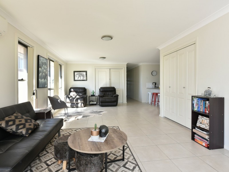 2/5 Lambkin Street, Singleton NSW 2330