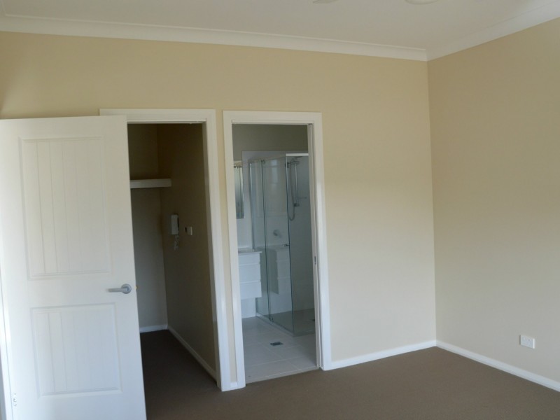 24 Slattery Drive, North Rothbury NSW 2335