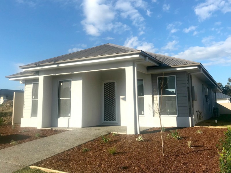 16 Slattery Drive, North Rothbury NSW 2335