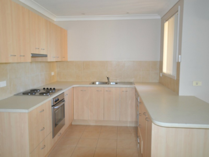 2/74 Yates Street, East Branxton NSW 2335