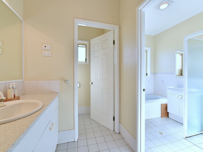 720 Standen Drive, Lower Belford NSW 2335