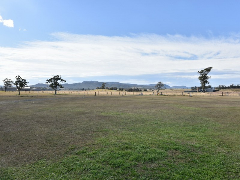 720 Standen Drive, Lower Belford NSW 2335