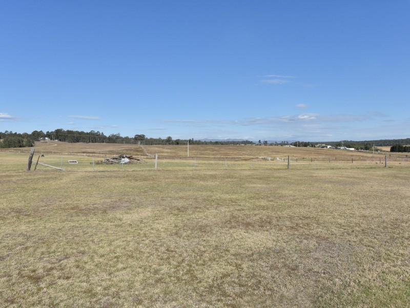 720 Standen Drive, Lower Belford NSW 2335