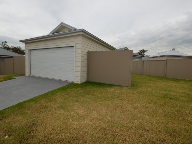 26 Triton Boulevard, North Rothbury NSW 2335