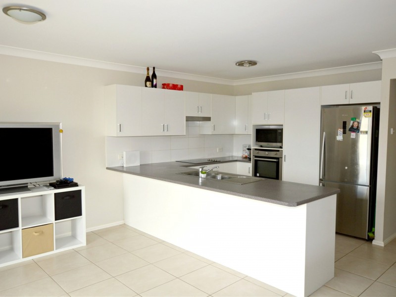 142 B McMahon Way, Singleton NSW 2330