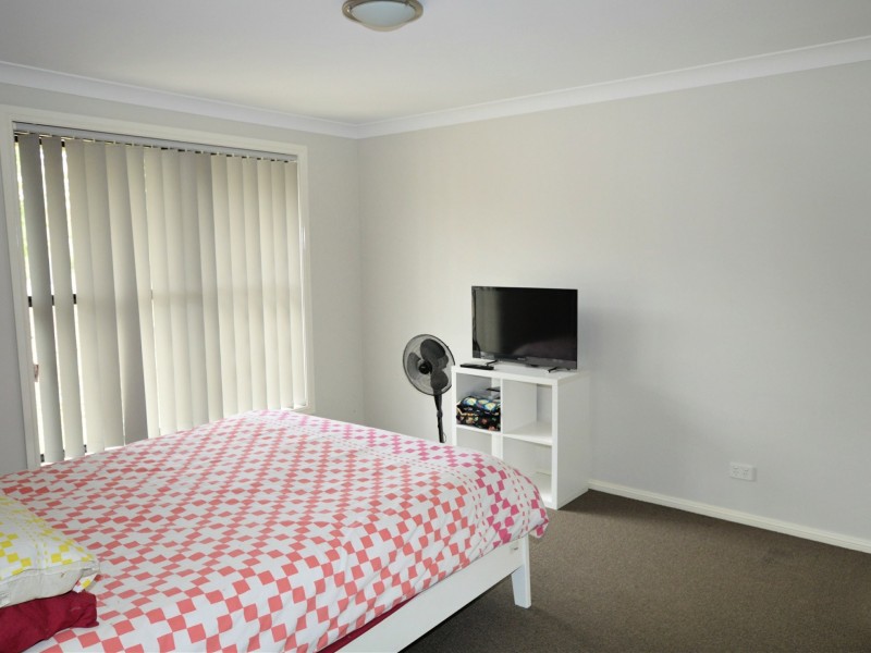 142 B McMahon Way, Singleton NSW 2330