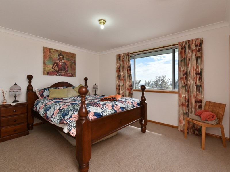 99 Minimbah Drive, Singleton NSW 2330