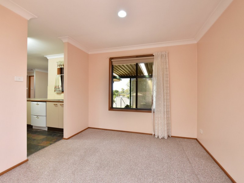 43 Wilmot Place, Singleton Heights NSW 2330