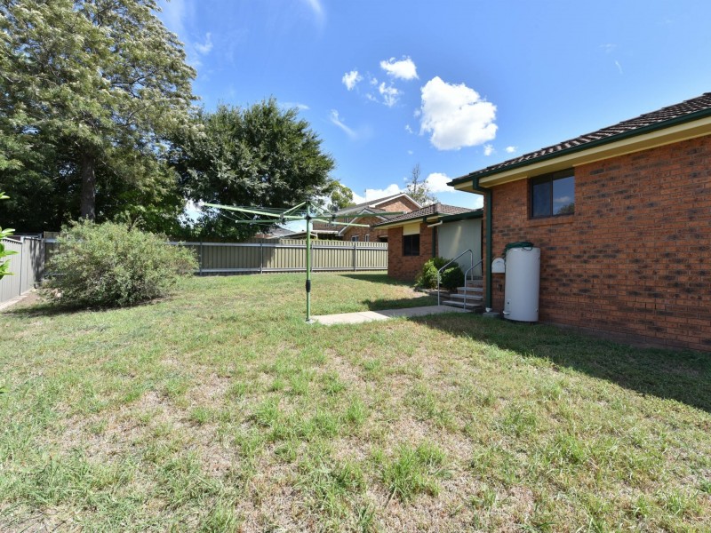 43 Wilmot Place, Singleton Heights NSW 2330