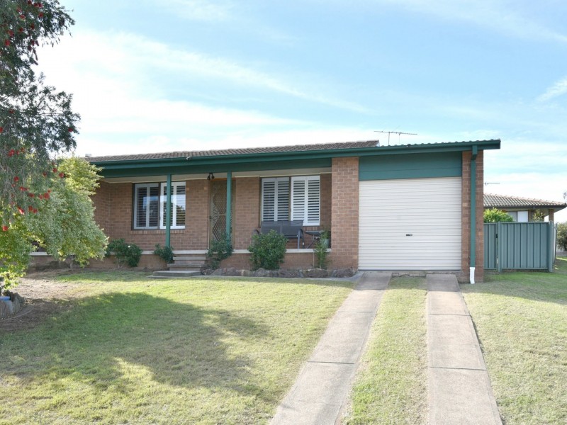 1/23 Simpson Terrace, Singleton NSW 2330