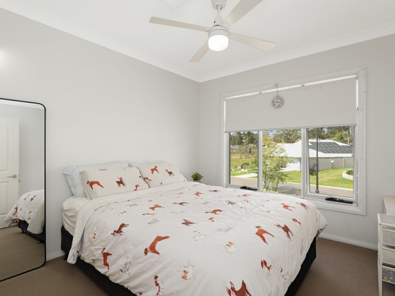 19 Rampling Avenue, North Rothbury NSW 2335