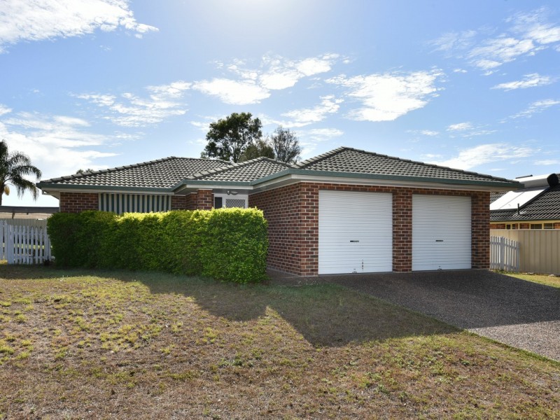 12 Jason Close, Singleton NSW 2330