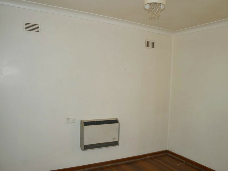 4 Moore Close, Singleton NSW 2330