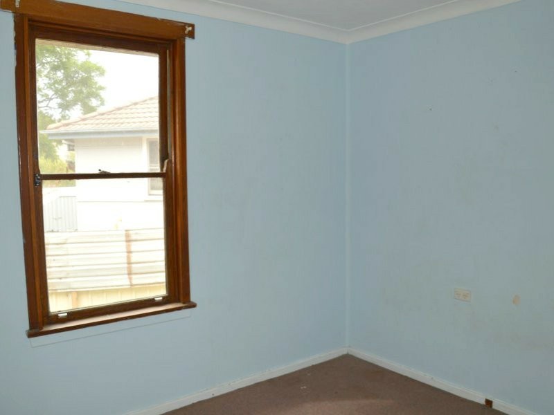 4 Moore Close, Singleton NSW 2330