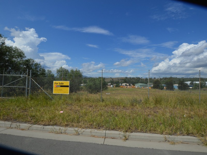 15-17 Wallarah Road, Muswellbrook NSW 2333