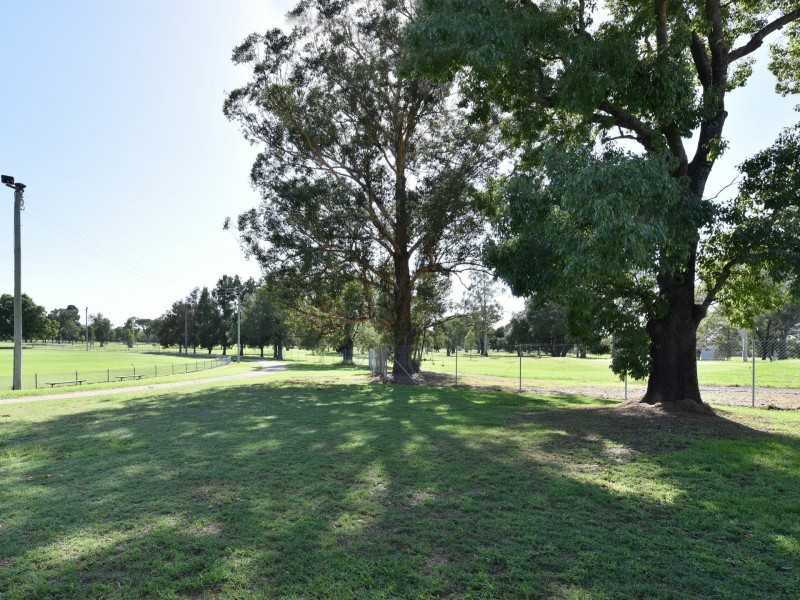 5A Cameron Street, Singleton NSW 2330