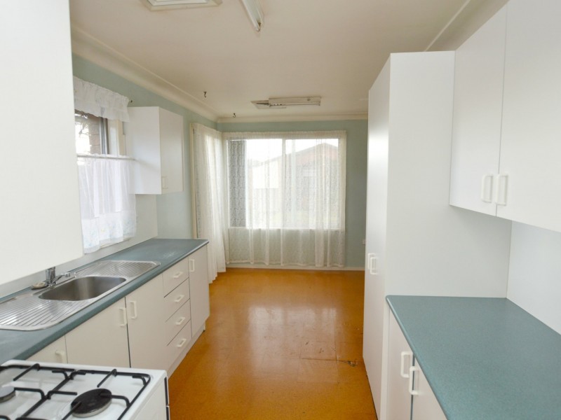 17 Andrew Street, Singleton NSW 2330